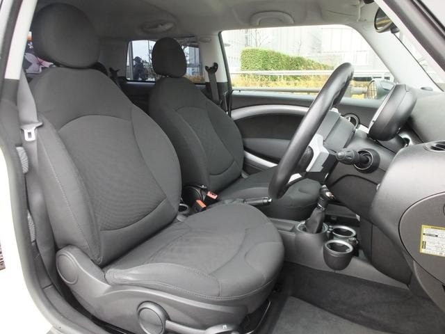 ＭＩＮＩ クーパーＳ　新品ＰＯＤＩＵＭ製ダウンサス・新品ＰＯＤＩＵＭ製フロントリップ・ＢＭＳ製Ｍ７２－Ｇ２　１７インチアルミホイール・ブラックサイドミラーカバー・ショートアンテナ・ボディー同色トランクリッド・ＥＴＣ（50枚目）