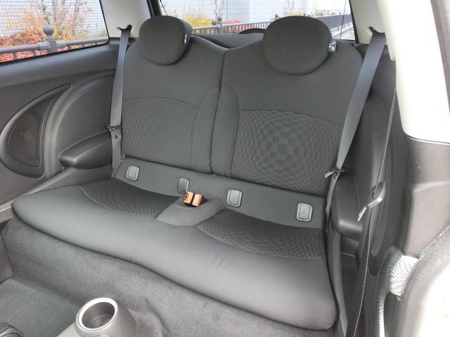 ＭＩＮＩ クーパーＳ　新品ＰＯＤＩＵＭ製ダウンサス・新品ＰＯＤＩＵＭ製フロントリップ・ＢＭＳ製Ｍ７２－Ｇ２　１７インチアルミホイール・ブラックサイドミラーカバー・ショートアンテナ・ボディー同色トランクリッド・ＥＴＣ（66枚目）