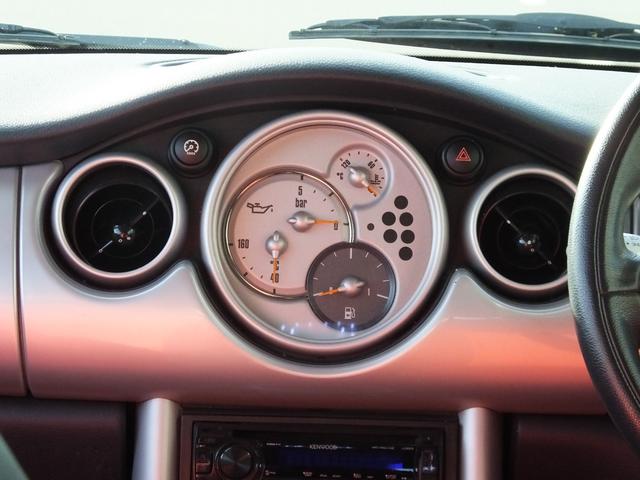 �l�h�m�h���L�̃Z���^�[���[�^�[�ł��I���[�^�[�͒������N���m���[�^�[�o�j�f�ƂȂ��Ă���܂��I