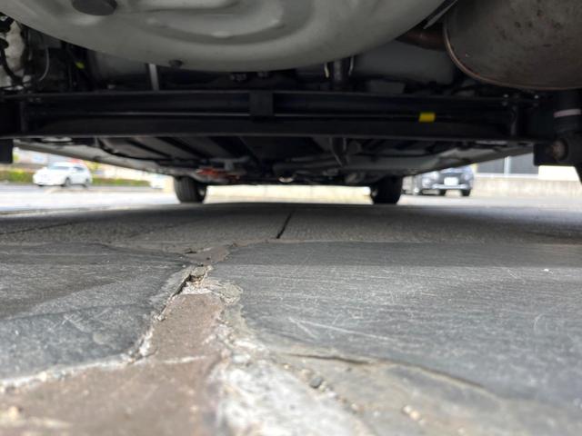 ハイブリッドG 純正SDナビ 両側パワースライドドア バックカメラ プリクラッシュセーフティー 車線逸脱警報 フリップダウンモニター オートマチックハイビーム オートライト スマートキー ETC(24枚目)