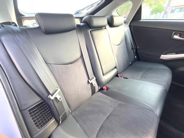 プリウス Ｇ　バックカメラ　禁煙車　ハーフレザーシート　パワーシート　ドラレコ　スマートキー　ＨＩＤヘッド　ビルトインＥＴＣ　クルコン　オートライト　オートエアコン　純正１５インチアルミ　Ｂｌｕｅｔｏｏｔｈ　ＣＤ（12枚目）