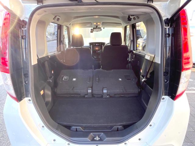 普段のお買い物や通勤、送迎等に十分な荷室スペースを確保しております。セカンドシートを倒すと、大きな荷物の積載も可能です♪