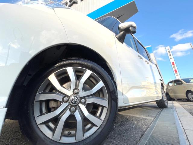 【純正１５インチアルミホイール】外観にマッチした純正アルミホイールを装着しております。各種社外アルミホイールや、スタッドレスタイヤも取扱いしております。是非ご相談ください♪