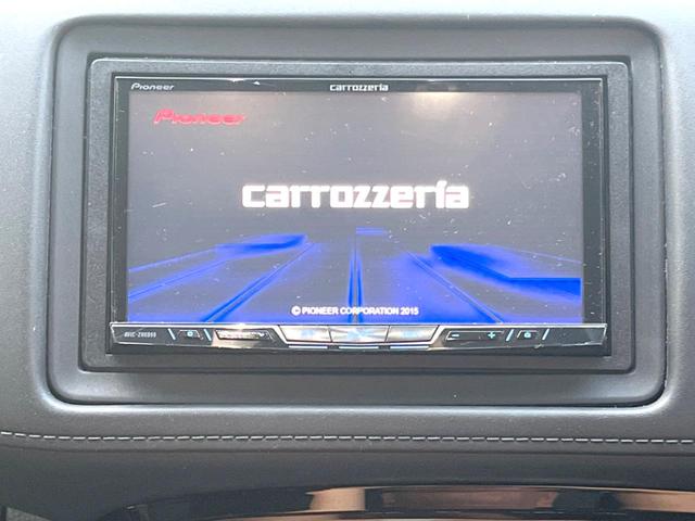 ヴェゼル ハイブリッドＺ　Ｃａｒｒｏｚｚｅｒｉａナビ　フルセグ　バックカメラ　クルーズコントロール　シートヒーター　スマートキー　ＥＴＣ　ＬＥＤヘッドライト　純正１７インチアルミホイール　ドラレコ（3枚目）
