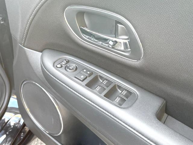 ヴェゼル ハイブリッドＺ　Ｃａｒｒｏｚｚｅｒｉａナビ　フルセグ　バックカメラ　クルーズコントロール　シートヒーター　スマートキー　ＥＴＣ　ＬＥＤヘッドライト　純正１７インチアルミホイール　ドラレコ（45枚目）