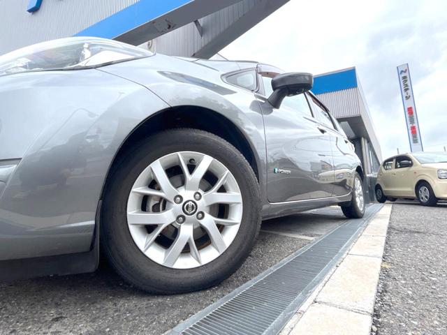 ノート e-パワー X 純正ナビ アラウンドビューモニター インテリジェントエマージェンシーブレーキ デジタルインナーミラー 車線逸脱機能 純正14インチアルミホイール フルセグTV Bluetooth接続(13枚目)