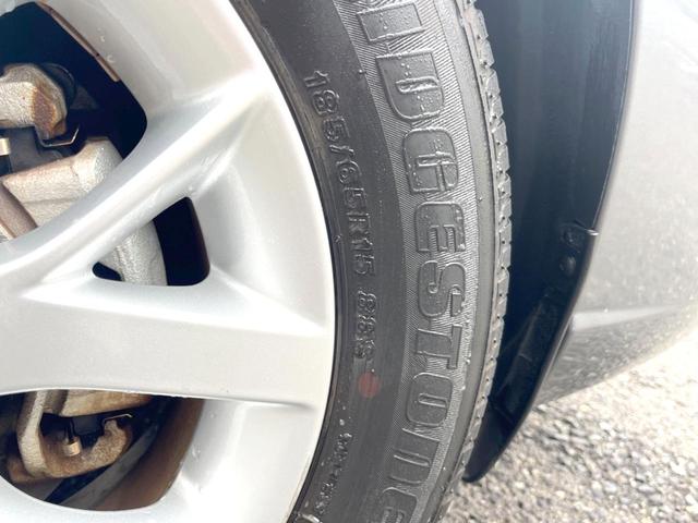 ノート e-パワー X 純正ナビ アラウンドビューモニター インテリジェントエマージェンシーブレーキ デジタルインナーミラー 車線逸脱機能 純正14インチアルミホイール フルセグTV Bluetooth接続(29枚目)