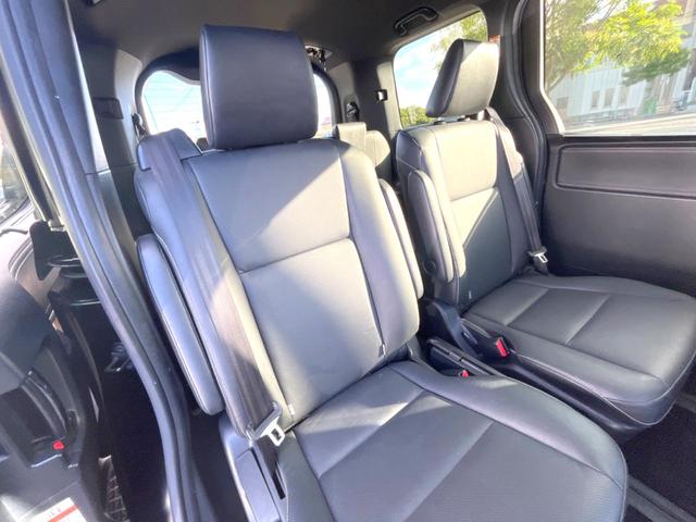 エスクァイア Gi ALPINE9インチナビ エアロ 両側電動ドア バックカメラ 衝突被害軽減システム 禁煙車 ハーフレザーシート スマートキー LEDヘッド ビルトインETC クルコン オートハイビーム(12枚目)