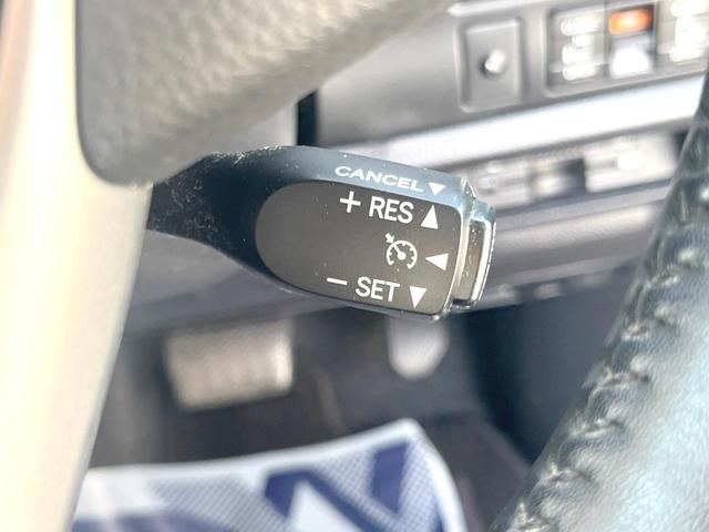 エスクァイア Gi ALPINE9インチナビ エアロ 両側電動ドア バックカメラ 衝突被害軽減システム 禁煙車 ハーフレザーシート スマートキー LEDヘッド ビルトインETC クルコン オートハイビーム(37枚目)