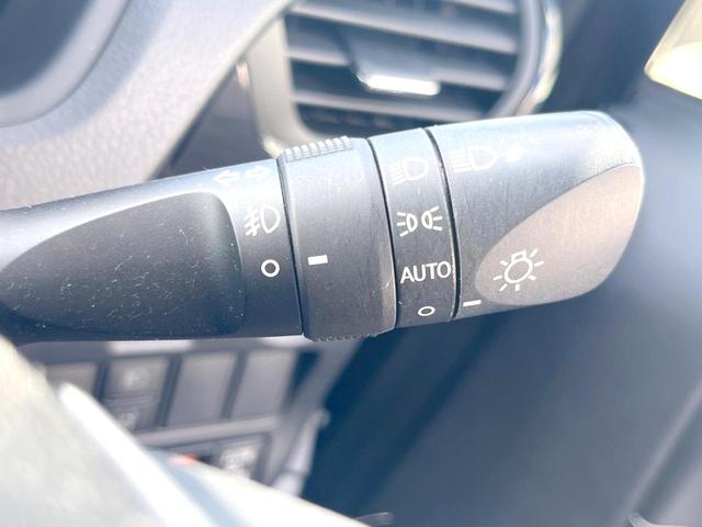 エスクァイア Gi ALPINE9インチナビ エアロ 両側電動ドア バックカメラ 衝突被害軽減システム 禁煙車 ハーフレザーシート スマートキー LEDヘッド ビルトインETC クルコン オートハイビーム(38枚目)