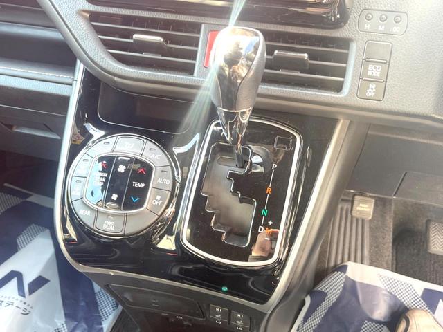 エスクァイア Gi ALPINE9インチナビ エアロ 両側電動ドア バックカメラ 衝突被害軽減システム 禁煙車 ハーフレザーシート スマートキー LEDヘッド ビルトインETC クルコン オートハイビーム(41枚目)