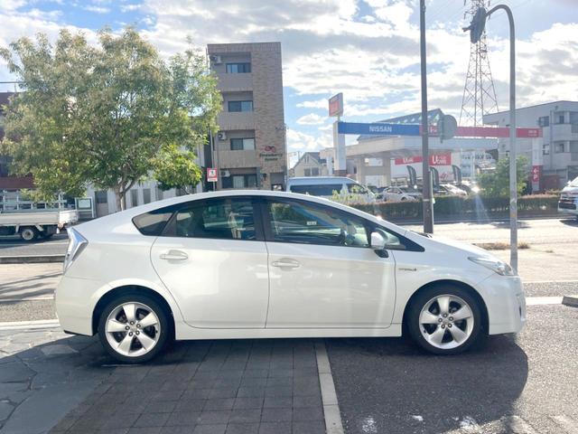 プリウス Sツーリングセレクション 純正ナビ バックカメラ オートエアコン ETC スマートキー オートライト LEDヘッドライト 純正17インチアルミホイール Bluetooth接続(20枚目)