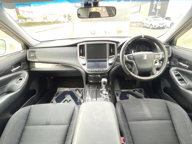 クラウンハイブリッド アスリートＳ　純正ナビ　バックカメラ　レーダークルーズコントロール　純正１７インチアルミホイール　Ｂｌｕｅｔｏｏｔｈ接続　フルセグＴＶ（2枚目）