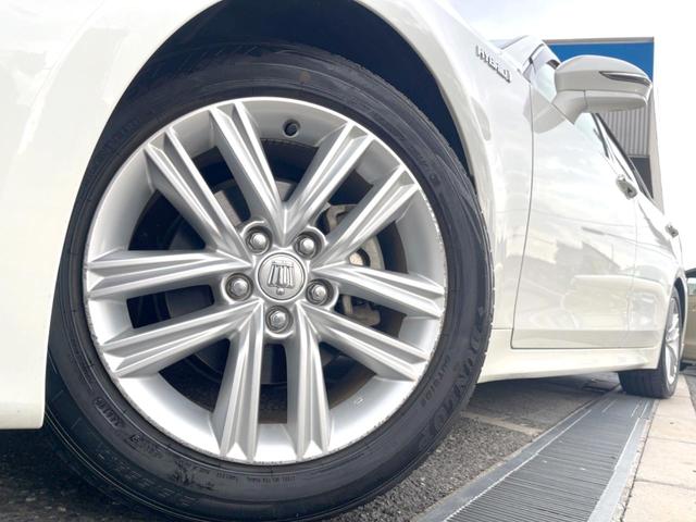 クラウンハイブリッド アスリートＳ　純正ナビ　バックカメラ　レーダークルーズコントロール　純正１７インチアルミホイール　Ｂｌｕｅｔｏｏｔｈ接続　フルセグＴＶ（11枚目）