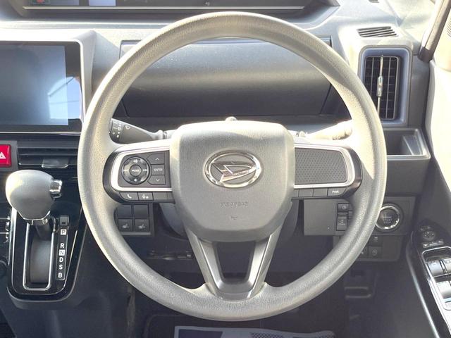 お車を安心してお乗りいただく為には、足回りの定期点検が欠かせません。サービスサポート（有償保証）では無料点検もご提供しており、安心のカーライフをお過ごしいただけるサポート体制が整っています。