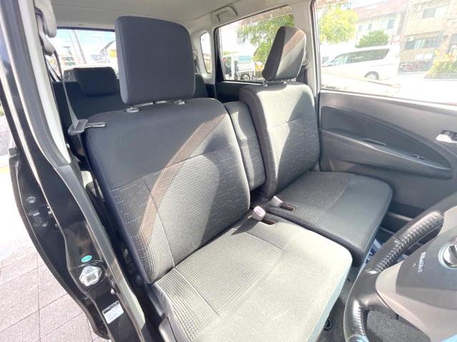運転席シート廻りは使用感も少なく、良好な状態となっています。前オーナー様が丁寧に使っていたことがよくわかりますね。