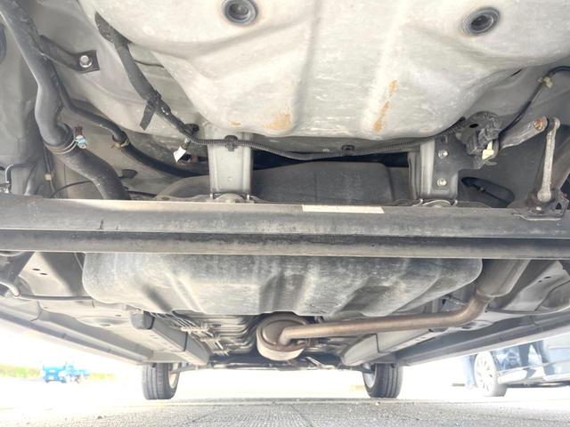 親切・丁寧な専門メカニックスタッフが応対！・車検・点検整備・事故等の修理などアフターサービスも安心。お車のカスタマイズもネクステージのサービススタッフまでご相談ください！