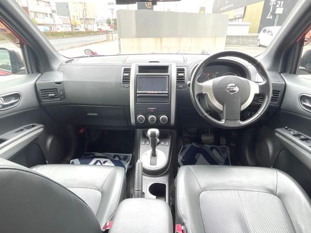 エクストレイル ２０Ｘ　純正ナビ　バックカメラ　合皮シート　シートヒーター　ドラレコ　スマートキー　ＥＴＣ（2枚目）