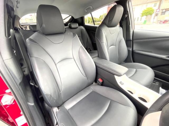 プリウス Aツーリングセレクション 純正ナビ バックカメラ 衝突軽減ブレーキ 合皮シート LEDヘッドライト シートヒーター ヘッドアップディスプレイ(10枚目)