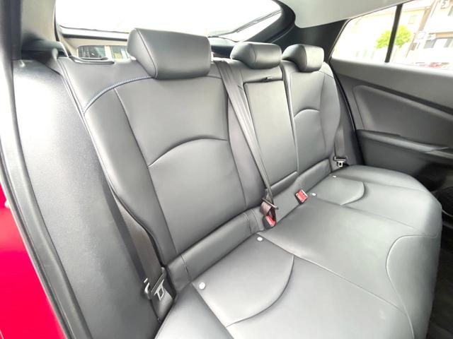 プリウス Aツーリングセレクション 純正ナビ バックカメラ 衝突軽減ブレーキ 合皮シート LEDヘッドライト シートヒーター ヘッドアップディスプレイ(11枚目)