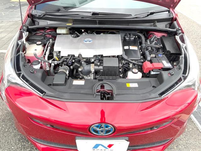 プリウス Aツーリングセレクション 純正ナビ バックカメラ 衝突軽減ブレーキ 合皮シート LEDヘッドライト シートヒーター ヘッドアップディスプレイ(17枚目)