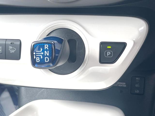 プリウス Aツーリングセレクション 純正ナビ バックカメラ 衝突軽減ブレーキ 合皮シート LEDヘッドライト シートヒーター ヘッドアップディスプレイ(28枚目)