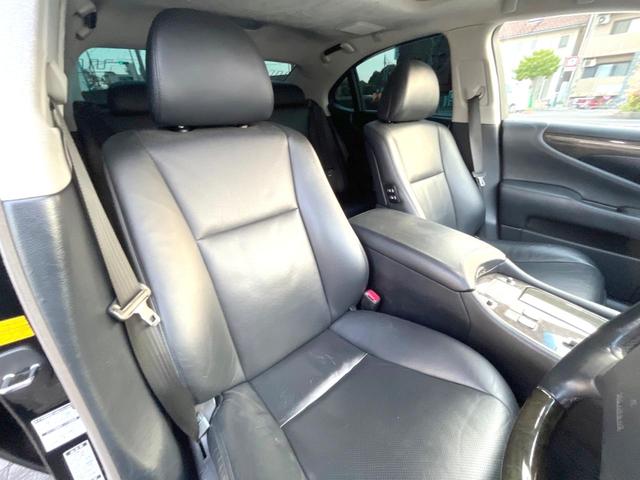 ＬＳ ＬＳ６００ｈ　バージョンＳ　Ｉパッケージ　純正ナビ　バックカメラ　サンルーフ　ステアリングヒーター　クルーズコントロール　シートヒーター　ＬＥＤヘッドライト　ドライブレコーダー　パワーシート（9枚目）