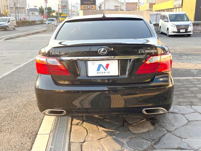ＬＳ ＬＳ６００ｈ　バージョンＳ　Ｉパッケージ　純正ナビ　バックカメラ　サンルーフ　ステアリングヒーター　クルーズコントロール　シートヒーター　ＬＥＤヘッドライト　ドライブレコーダー　パワーシート（17枚目）