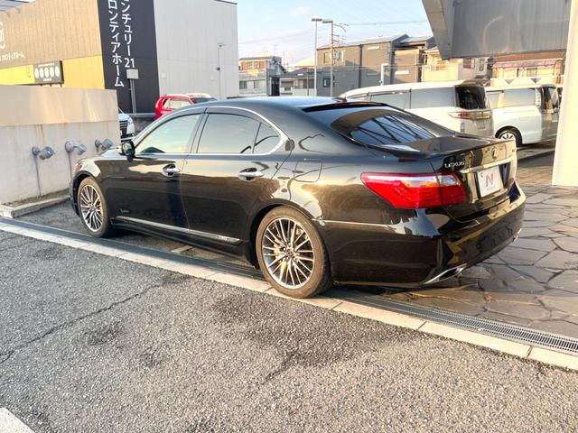 ＬＳ ＬＳ６００ｈ　バージョンＳ　Ｉパッケージ　純正ナビ　バックカメラ　サンルーフ　ステアリングヒーター　クルーズコントロール　シートヒーター　ＬＥＤヘッドライト　ドライブレコーダー　パワーシート（24枚目）