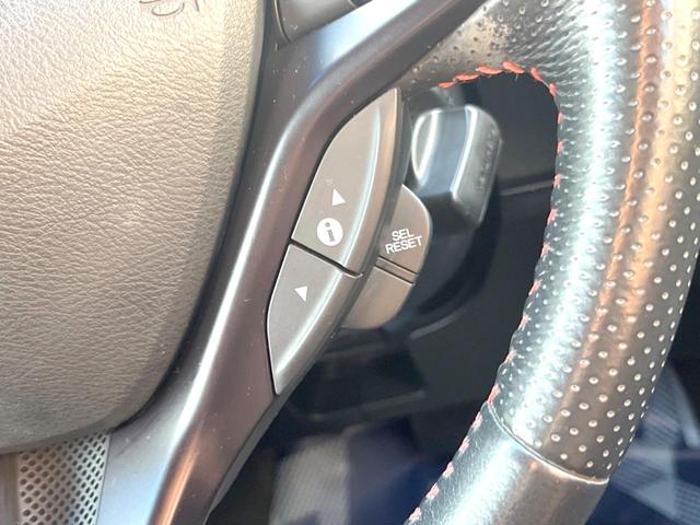 フィットハイブリッド シーズ　ファインスタイル　ｃａｒｒｏｚｚｅｒｉａ製ナビ　バックカメラ　ドライブレコーダー　クルーズコントロール　シートヒーター　ＨＩＤヘッドライト　Ｂｌｕｅｔｏｏｔｈ接続　ＥＴＣ　スマートキー（40枚目）