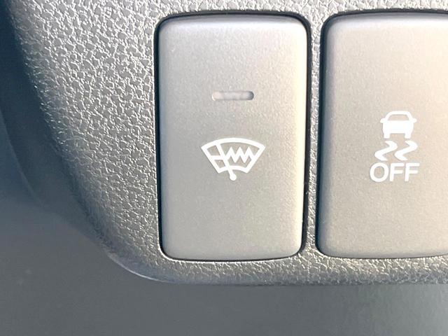 フィットハイブリッド シーズ　ファインスタイル　ｃａｒｒｏｚｚｅｒｉａ製ナビ　バックカメラ　ドライブレコーダー　クルーズコントロール　シートヒーター　ＨＩＤヘッドライト　Ｂｌｕｅｔｏｏｔｈ接続　ＥＴＣ　スマートキー（43枚目）