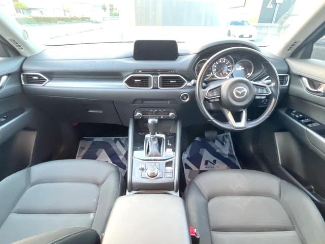 当店で取扱う中古車（登録済み未使用車を除く）は、法定点検整備を無料で実施いたします。ご契約時に別途法定点検整備費用を請求することはいたしませんのでご安心ください♪