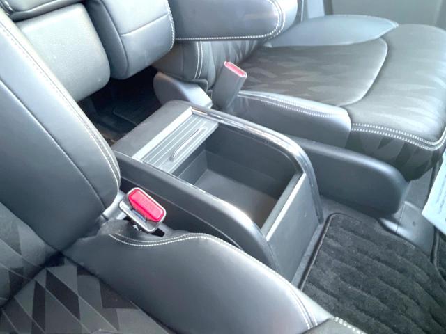 オデッセイハイブリッド ハイブリッドアブソルート・ホンダセンシング 純正8インチナビ 全方位カメラ フリップダウンモニター アダプティブクルーズコントロール 両側パワースライドドア 7人乗り LEDヘッドライト 純正17インチアルミホイール Bluetooth接続(47枚目)