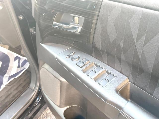 オデッセイハイブリッド ハイブリッドアブソルート・ホンダセンシング 純正8インチナビ 全方位カメラ フリップダウンモニター アダプティブクルーズコントロール 両側パワースライドドア 7人乗り LEDヘッドライト 純正17インチアルミホイール Bluetooth接続(49枚目)