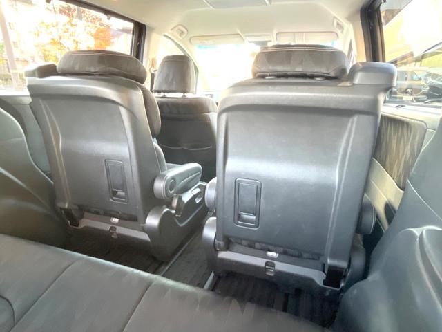 オデッセイハイブリッド ハイブリッドアブソルート・ホンダセンシング 純正8インチナビ 全方位カメラ フリップダウンモニター アダプティブクルーズコントロール 両側パワースライドドア 7人乗り LEDヘッドライト 純正17インチアルミホイール Bluetooth接続(52枚目)