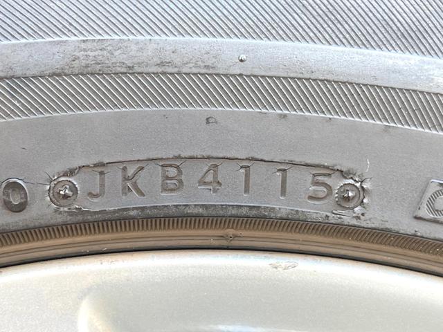 エルグランド ２５０ハイウェイスター　純正ナビ　アラウンドビューモニター　後席フリップダウンモニター　両側パワースライドドア　７人乗り　ＨＩＤヘッドライト　純正１８インチアルミホイール　スマートキー　ＥＴＣ（36枚目）