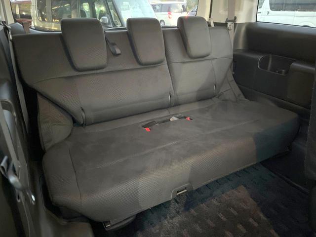 ステップワゴンスパーダ パワーエディション 純正9インチナビ バックカメラ 両側パワースライドドア 8人乗り ETC キーレス HIDヘッドライト 純正16インチアルミホイール Bluetooth接続 フルセグTV オートエアコン(10枚目)