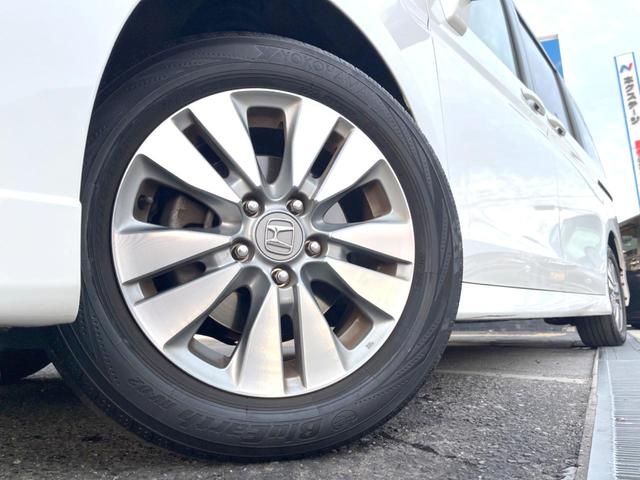 ステップワゴンスパーダ パワーエディション 純正9インチナビ バックカメラ 両側パワースライドドア 8人乗り ETC キーレス HIDヘッドライト 純正16インチアルミホイール Bluetooth接続 フルセグTV オートエアコン(12枚目)