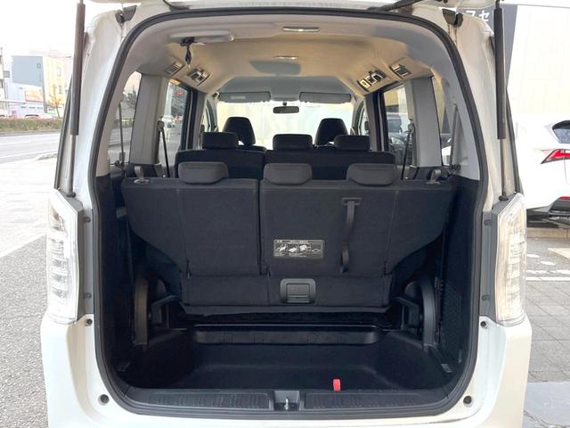 ステップワゴンスパーダ パワーエディション 純正9インチナビ バックカメラ 両側パワースライドドア 8人乗り ETC キーレス HIDヘッドライト 純正16インチアルミホイール Bluetooth接続 フルセグTV オートエアコン(28枚目)