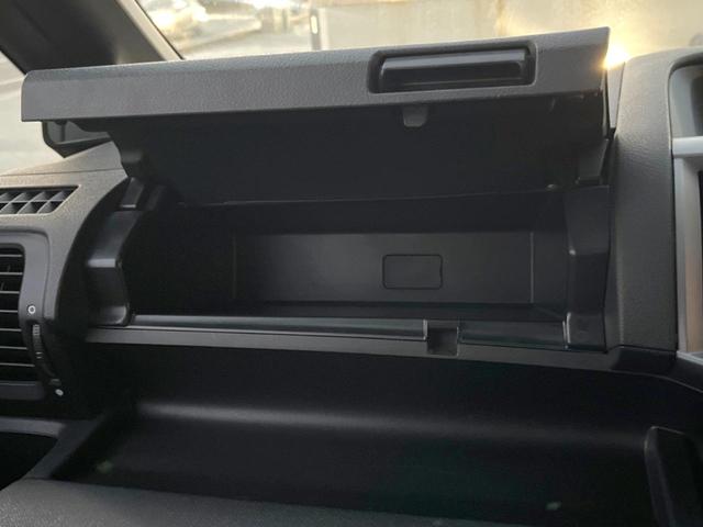 ステップワゴンスパーダ パワーエディション 純正9インチナビ バックカメラ 両側パワースライドドア 8人乗り ETC キーレス HIDヘッドライト 純正16インチアルミホイール Bluetooth接続 フルセグTV オートエアコン(49枚目)