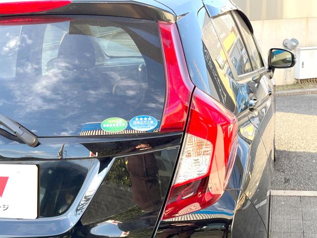 フィット １３Ｇ・Ｆパッケージ　ファインエディション　純正ナビ　フルセグ　バックカメラ　スマートキー　ＥＴＣ　ドライブレコーダー　Ｂｌｕｅｔｏｏｔｈ　Ａｕｄｉｏ（24枚目）