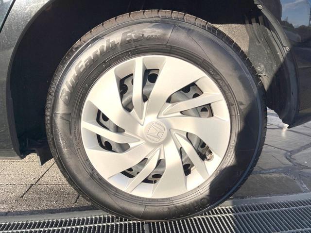 フィット １３Ｇ・Ｆパッケージ　ファインエディション　純正ナビ　フルセグ　バックカメラ　スマートキー　ＥＴＣ　ドライブレコーダー　Ｂｌｕｅｔｏｏｔｈ　Ａｕｄｉｏ（49枚目）