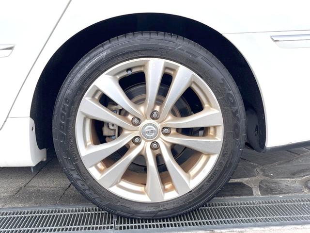 フーガ 250GT 純正ナビ バックカメラ パワーシート スマートキー HIDヘッドライト 純正18インチアルミホイール ETC(24枚目)