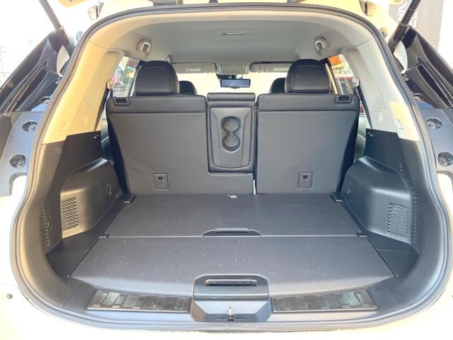 エクストレイル ２０Ｘｉ　純正９インチナビ　全方位カメラ　プロパイロット　インテリジェントルームミラー　パワーバックドア　ドライブレコーダー　Ｂｌｕｅｔｏｏｔｈ接続　ＬＥＤヘッドライト　フルセグＴＶ（9枚目）