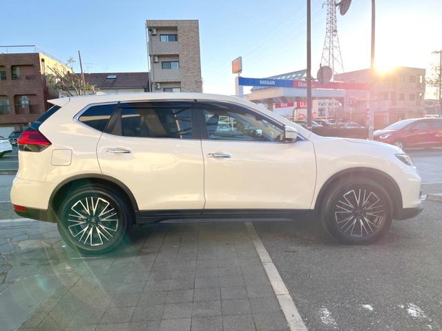 エクストレイル ２０Ｘｉ　純正９インチナビ　全方位カメラ　プロパイロット　インテリジェントルームミラー　パワーバックドア　ドライブレコーダー　Ｂｌｕｅｔｏｏｔｈ接続　ＬＥＤヘッドライト　フルセグＴＶ（32枚目）