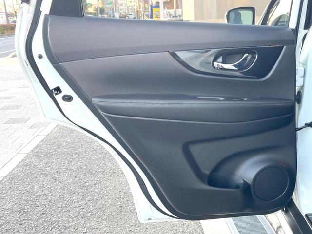 エクストレイル ２０Ｘｉ　純正９インチナビ　全方位カメラ　プロパイロット　インテリジェントルームミラー　パワーバックドア　ドライブレコーダー　Ｂｌｕｅｔｏｏｔｈ接続　ＬＥＤヘッドライト　フルセグＴＶ（68枚目）