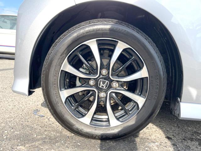 N-BOXカスタム G・Lホンダセンシング 純正7インチナビ バックカメラ アダプティブクルーズコントロール ホンダセンシング 電動スライドドア LEDヘッドライト 純正14インチアルミホイール 車線逸脱機能 スマートキー ETC フルセグTV(27枚目)