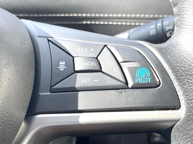 セレナ ハイウェイスター プロパイロットエディション 純正9インチナビ アラウンドビューモニター フリップダウンモニター プロパイロット 2トーン デジタルインナーミラー 両側パワースライドドア 8人乗り LEDヘッドライト 純正16インチアルミホイール(6枚目)