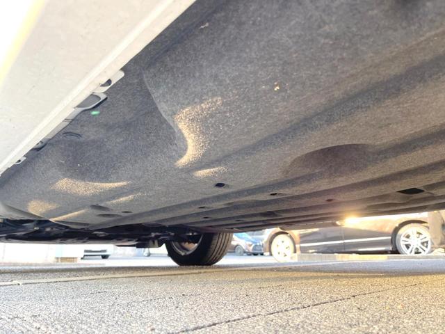 ヴェゼル ハイブリッドZ・ホンダセンシング 純正8インチナビ バックカメラ アダプティブクルーズコントロール ホンダセンシング シートヒーター LEDヘッドライト 純正17インチアルミホイール Bluetooth接続 フルセグTV スマートキー(24枚目)