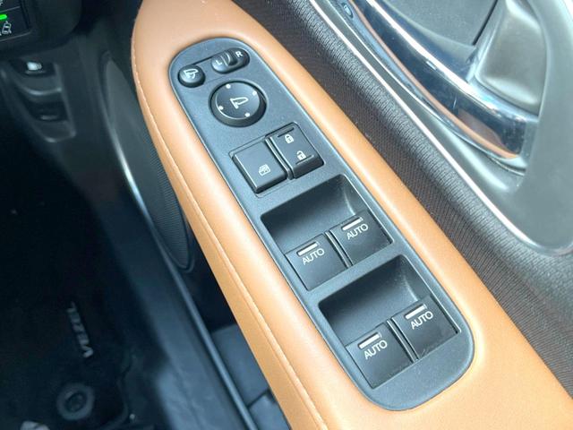 ヴェゼル ハイブリッドZ・ホンダセンシング 純正8インチナビ バックカメラ アダプティブクルーズコントロール ホンダセンシング シートヒーター LEDヘッドライト 純正17インチアルミホイール Bluetooth接続 フルセグTV スマートキー(42枚目)